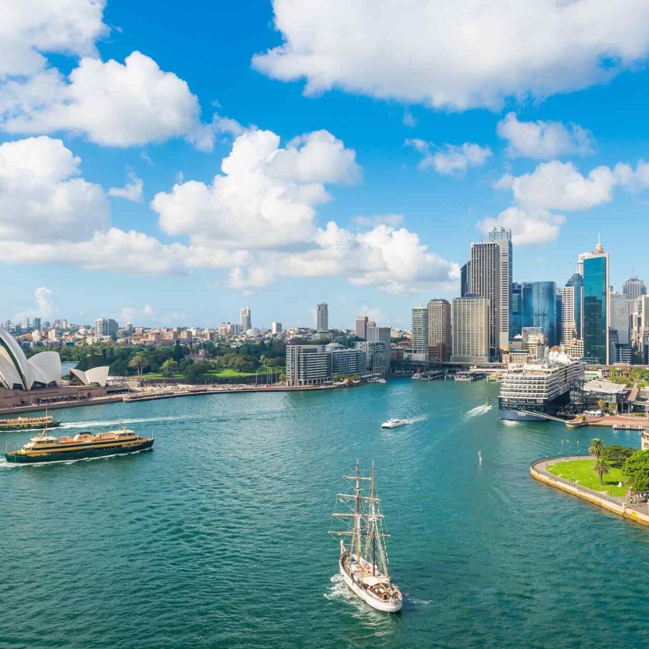 https://jackie.webtrixsol.com/wp-content/uploads/2018/09/destination-sydney-04-1280x1280.jpg