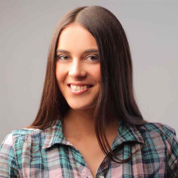 https://jackie.webtrixsol.com/wp-content/uploads/2018/09/people-02.jpg