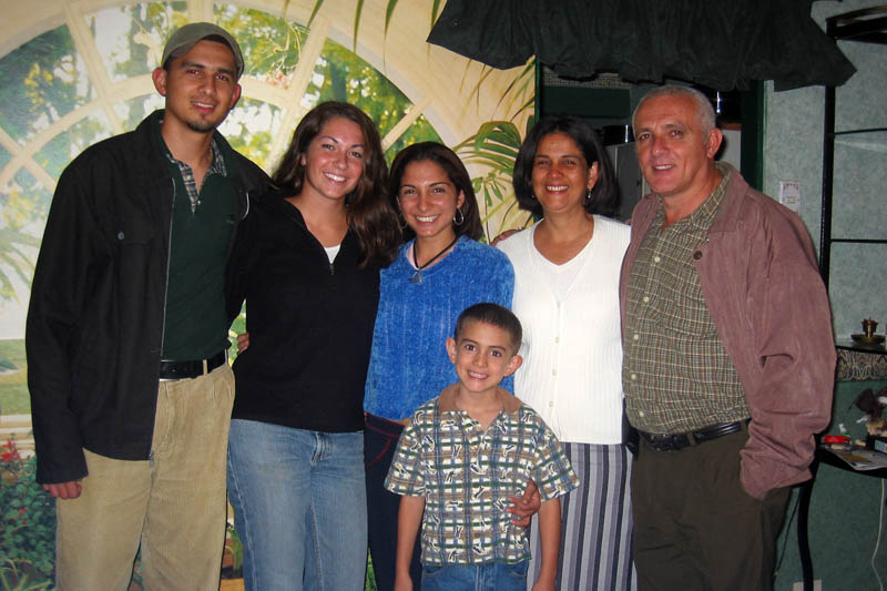 https://jackie.webtrixsol.com/wp-content/uploads/2024/12/CRHostFamily.jpg