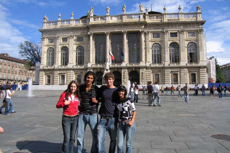 https://jackie.webtrixsol.com/wp-content/uploads/2024/12/ItaliaFriends.jpg